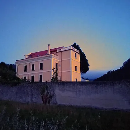 Santa Emilia Bed & Breakfast *